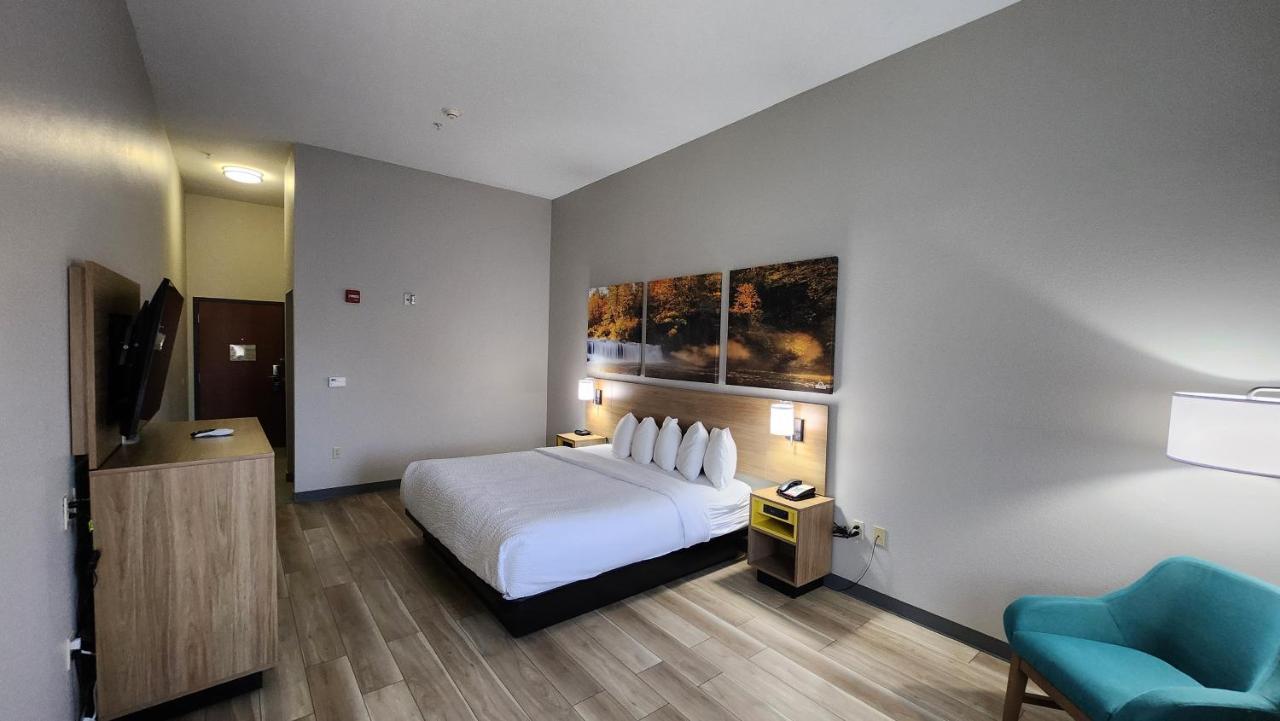 Days Inn & Suites By Wyndham Russellville Dış mekan fotoğraf